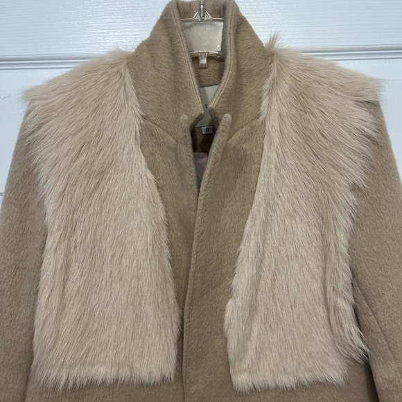 Mason goat fur coat in sand - Picture 4 of 4